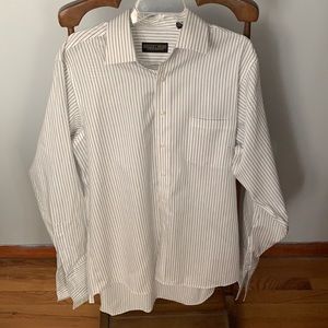 Men’s cuff link button down shirt